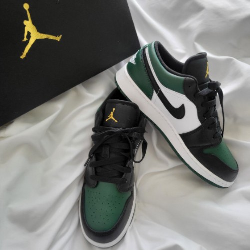 조던 1 로우 그린토 553560-371 photo review