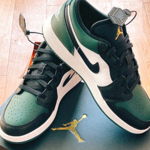 조던 1 로우 그린토 553560-371 photo review