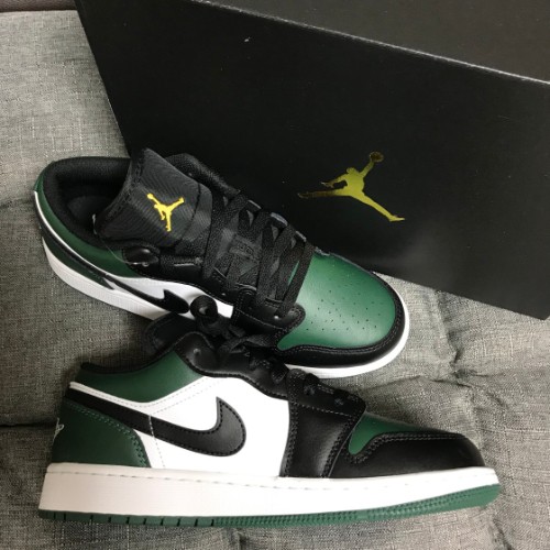 조던 1 로우 그린토 553560-371 photo review