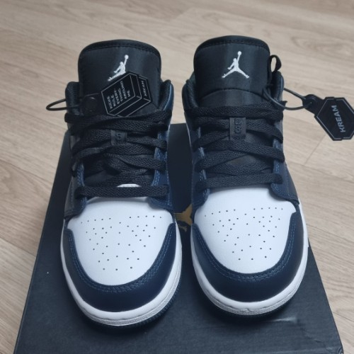 조던 1 로우 아머리 네이비 553560-411 photo review