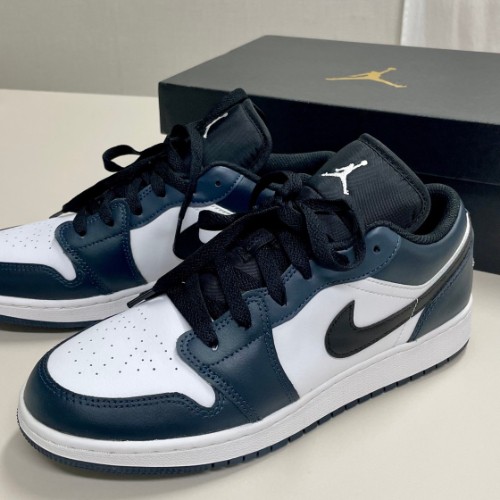 조던 1 로우 아머리 네이비 553560-411 photo review