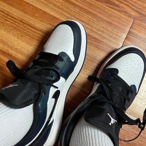 조던 1 로우 아머리 네이비 553560-411 photo review