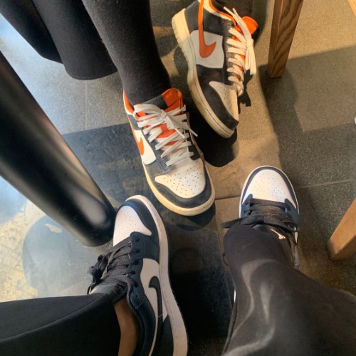 조던 1 로우 아머리 네이비 553560-411 photo review