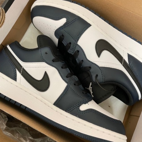 조던 1 로우 아머리 네이비 553560-411 photo review