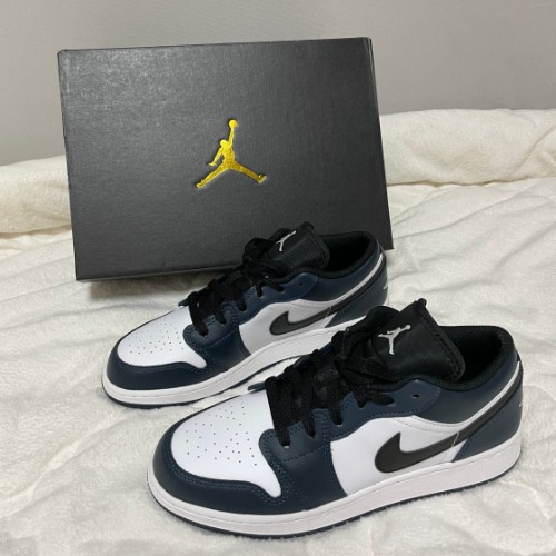 조던 1 로우 아머리 네이비 553560-411 photo review