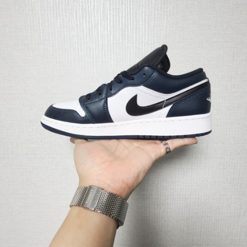 조던 1 로우 아머리 네이비 553560-411 photo review