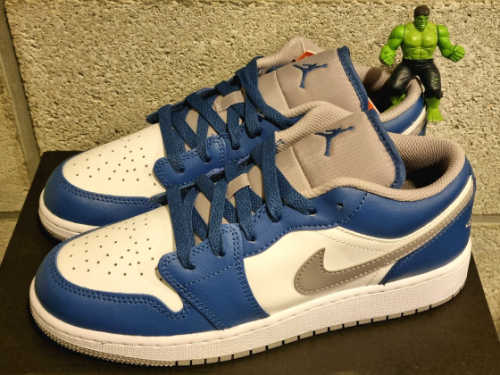 조던 1 로우 트루 블루 시멘트 그레이 553560-412 photo review