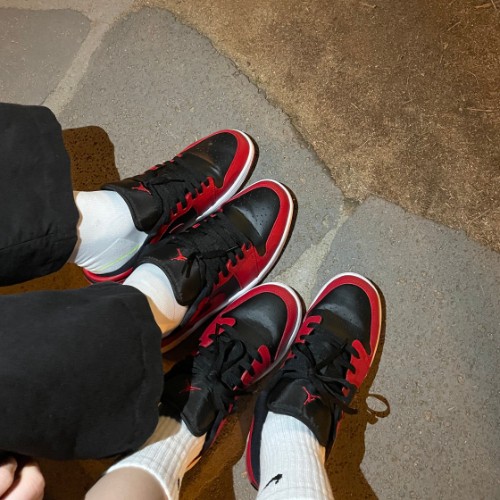 조던 1 로우 바시티 레드 553560-606 photo review