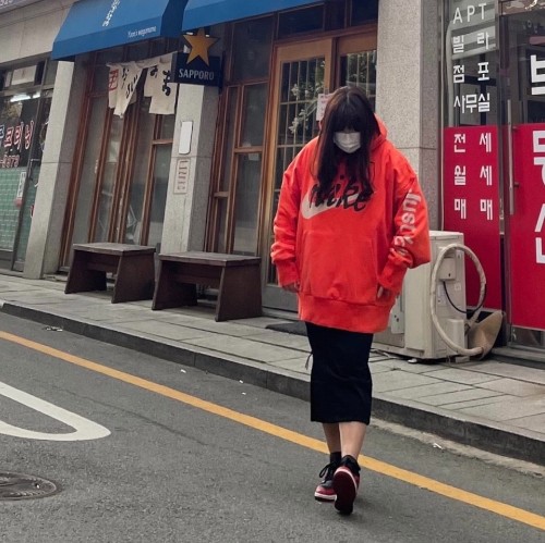 조던 1 로우 바시티 레드 553560-606 photo review