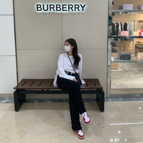 조던 1 로우 짐레드 화이트 553560-611 photo review