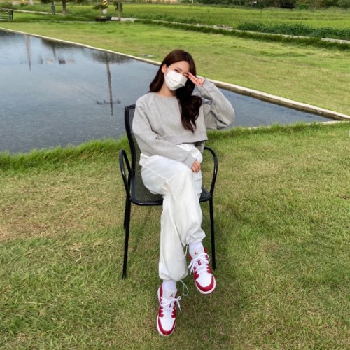 조던 1 로우 짐레드 화이트 553560-611 photo review