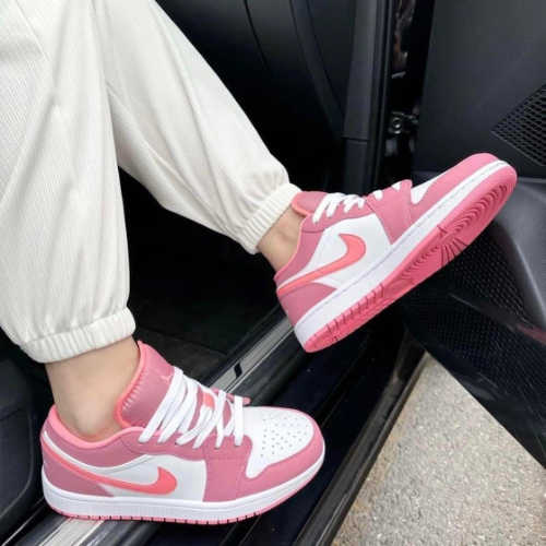 조던 1 로우 디저트 베리 553560-616 photo review