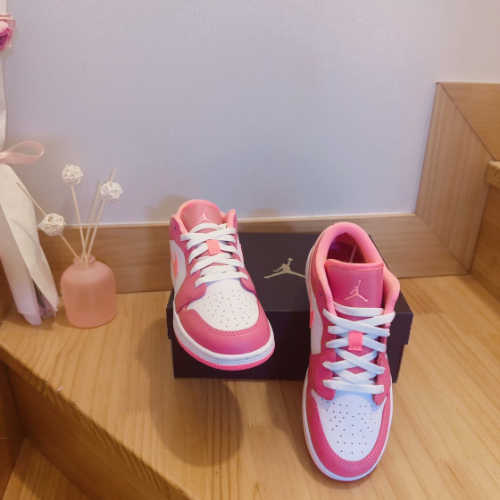 조던 1 로우 디저트 베리 553560-616 photo review