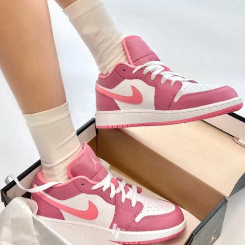 조던 1 로우 디저트 베리 553560-616 photo review