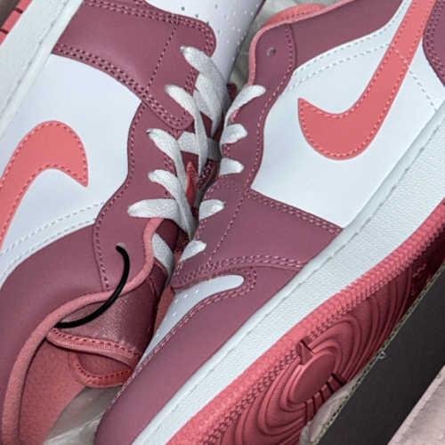 조던 1 로우 디저트 베리 553560-616 photo review