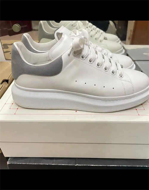 알렉산더 맥퀸 오버사이즈드 스니커즈 파리 블루 553680WHGP79086 photo review