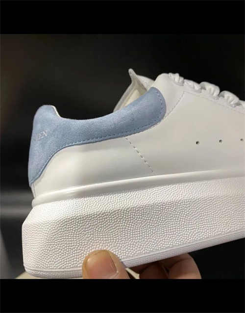 알렉산더 맥퀸 오버사이즈드 스니커즈 파리 블루 553680WHGP79086 photo review