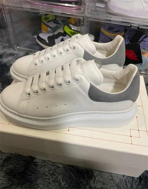 알렉산더 맥퀸 오버사이즈드 스니커즈 파리 블루 553680WHGP79086 photo review