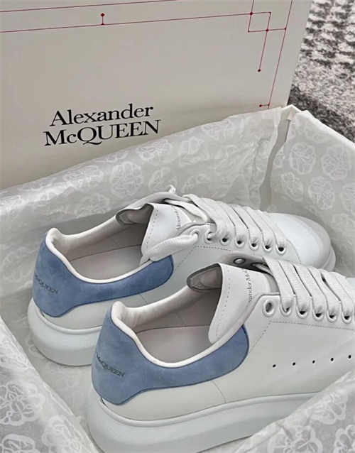 알렉산더 맥퀸 오버사이즈드 스니커즈 러스트 레드 553680WHGP79676 photo review