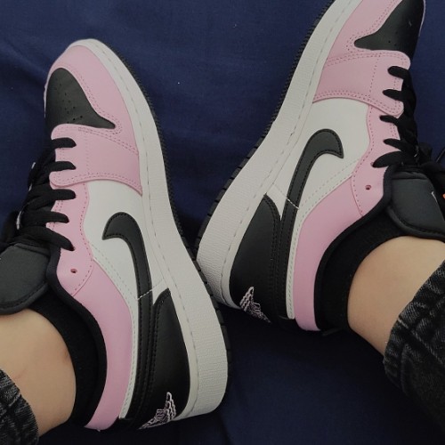 조던 1 로우 라이트 아크틱 핑크 554723-601 photo review