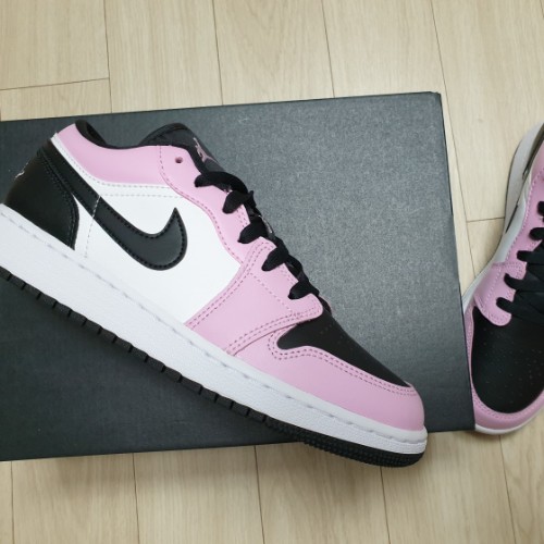 조던 1 로우 라이트 아크틱 핑크 554723-601 photo review