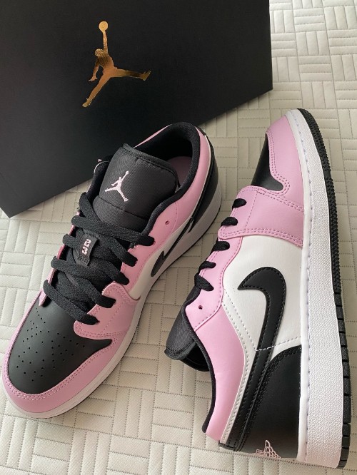 조던 1 로우 라이트 아크틱 핑크 554723-601 photo review