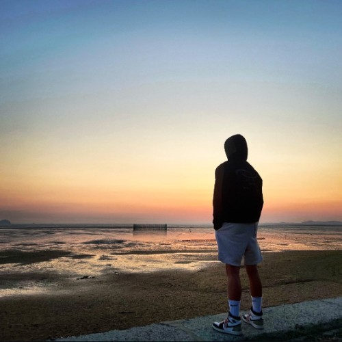 조던 1 레트로 하이 OG 블리치드 코랄 555088-108 photo review