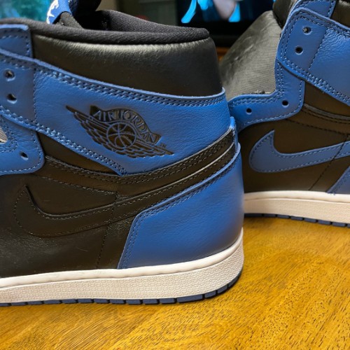 조던 1 레트로 하이 게임 로얄 555088-403 photo review