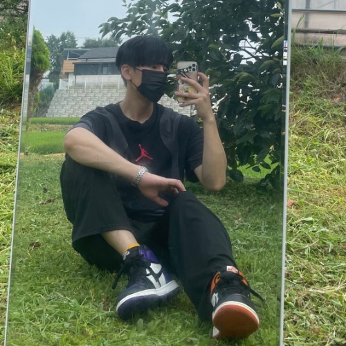 조던 1 레트로 하이 OG 코트 퍼플 555088-501 photo review