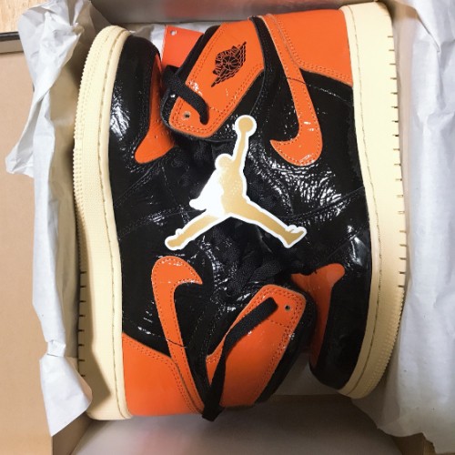 조던 1 레트로 하이 OG 쉐터드 백보드 3.0 575441-028 photo review