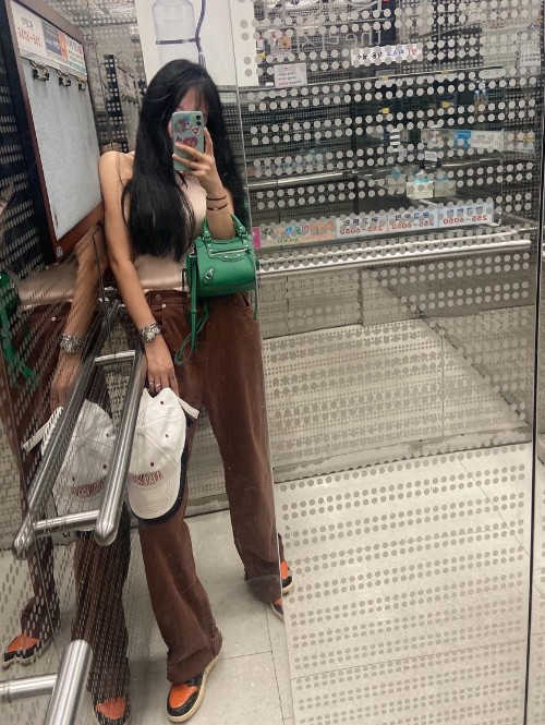 조던 1 레트로 하이 OG 쉐터드 백보드 3.0 575441-028 photo review