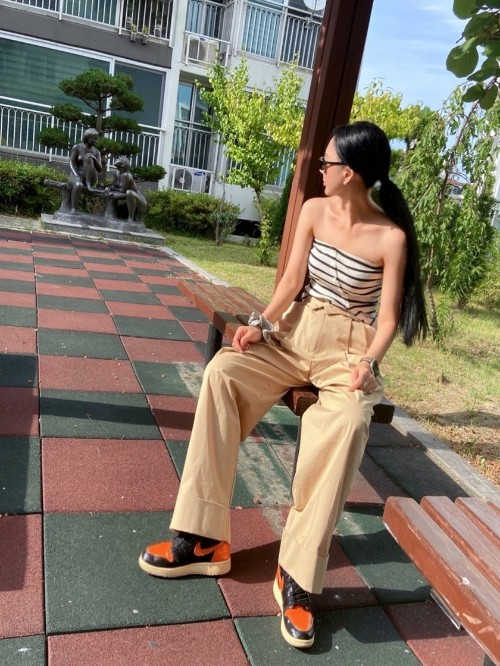 조던 1 레트로 하이 OG 쉐터드 백보드 3.0 575441-028 photo review