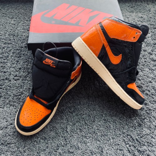 조던 1 레트로 하이 OG 쉐터드 백보드 3.0 575441-028 photo review