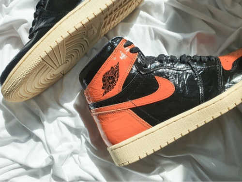 조던 1 레트로 하이 OG 쉐터드 백보드 3.0 575441-028 photo review