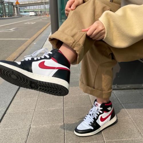 조던 1 레트로 하이 OG 짐레드 575441-061 photo review