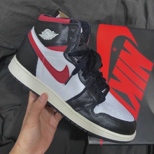 조던 1 레트로 하이 OG 짐레드 575441-061 photo review