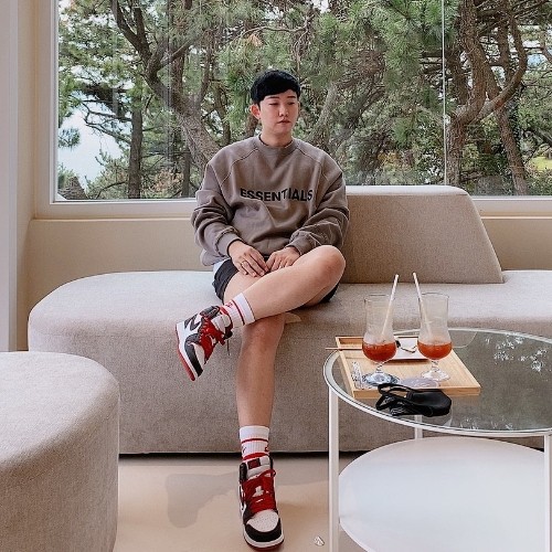 조던 1 레트로 하이 OG 블러드라인 575441-062 photo review