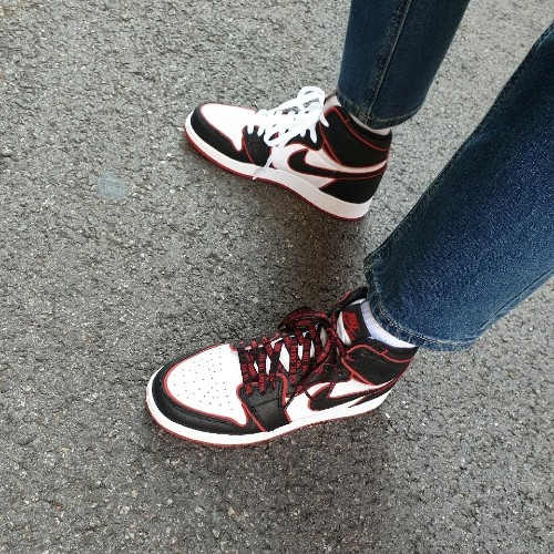 조던 1 레트로 하이 OG 블러드라인 575441-062 photo review