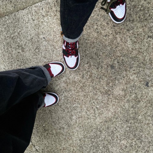 조던 1 레트로 하이 OG 블러드라인 575441-062 photo review