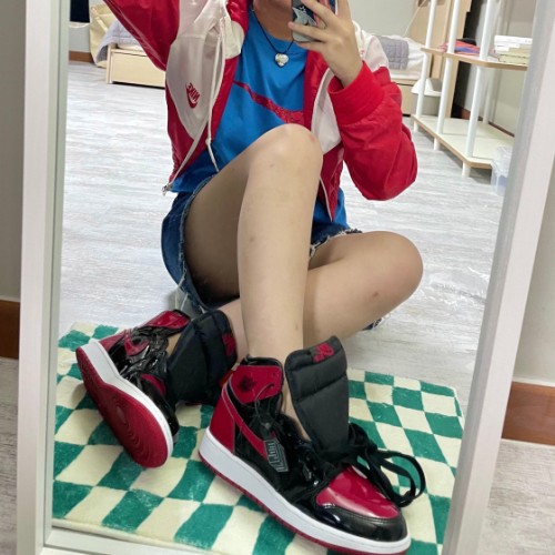 조던 1 레트로 하이 OG 페이턴트 브레드 575441-063 photo review