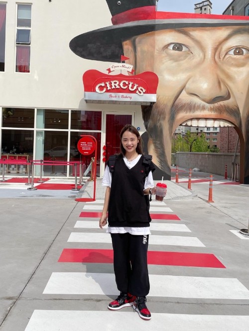 조던 1 레트로 하이 OG 페이턴트 브레드 575441-063 photo review