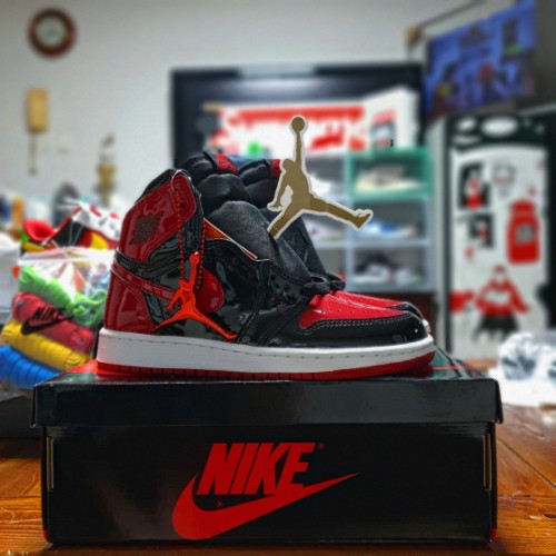 조던 1 레트로 하이 OG 페이턴트 브레드 575441-063 photo review