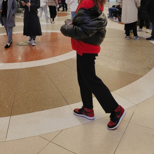 조던 1 레트로 하이 OG 페이턴트 브레드 575441-063 photo review