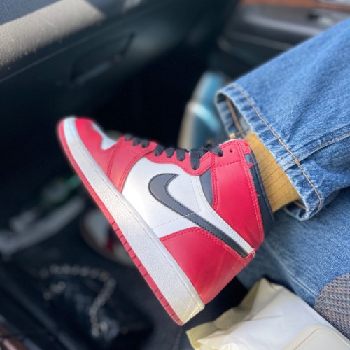 조던 1 레트로 하이 OG 시카고 2015 575441-101 photo review