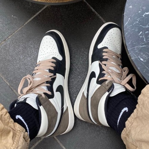 조던 1 레트로 하이 OG 블랙 모카 575441-105 photo review