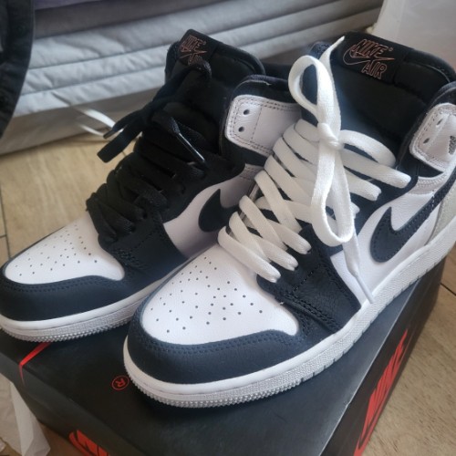 조던 1 레트로 하이 OG 블리치드 코랄 575441-108 photo review