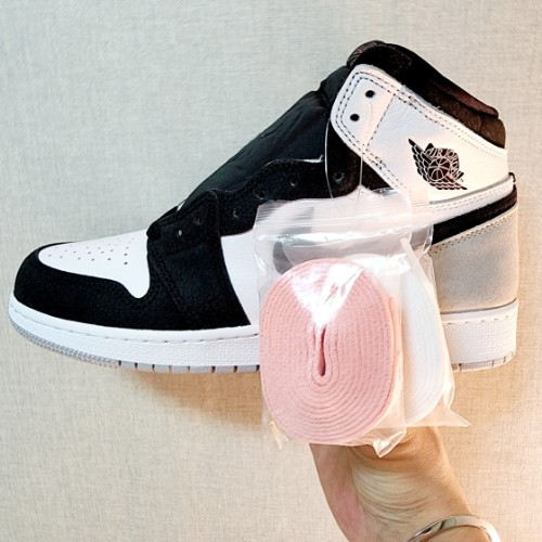 조던 1 레트로 하이 OG 블리치드 코랄 575441-108 photo review