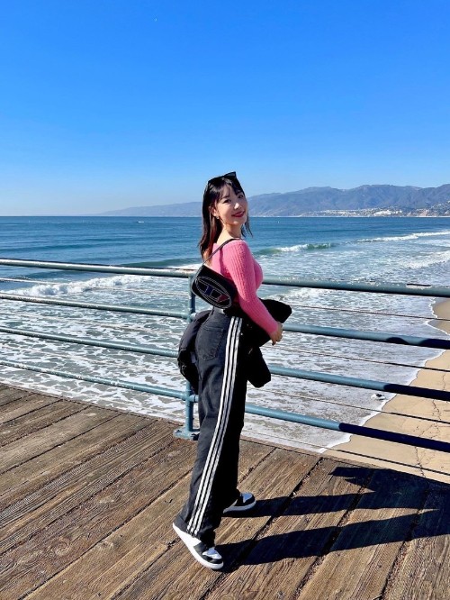 조던 1 레트로 하이 OG 블리치드 코랄 575441-108 photo review