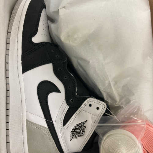 조던 1 레트로 하이 OG 블리치드 코랄 575441-108 photo review