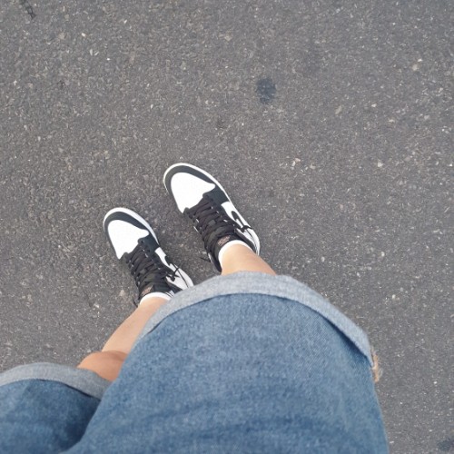 조던 1 레트로 하이 OG 블리치드 코랄 575441-108 photo review